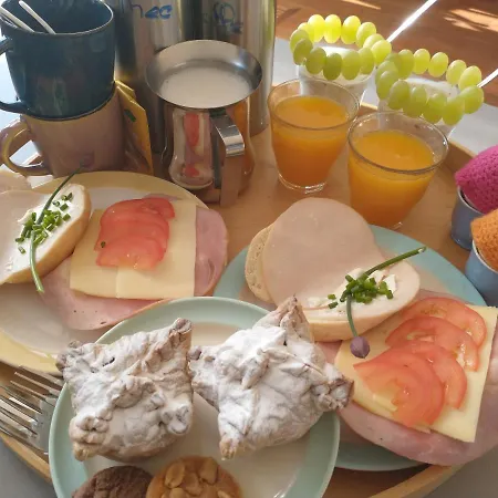 B&bslapenopeeneiland Alojamento de Acomodação e Pequeno-almoço 3*