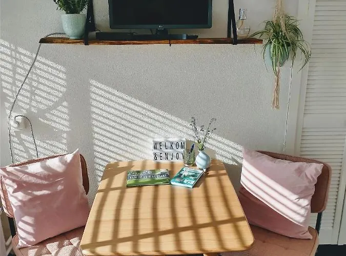 B&bslapenopeeneiland Oda ve Kahvaltı Kaag